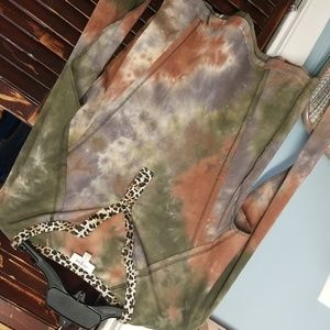 Umgee long sleeve tie dye shirt